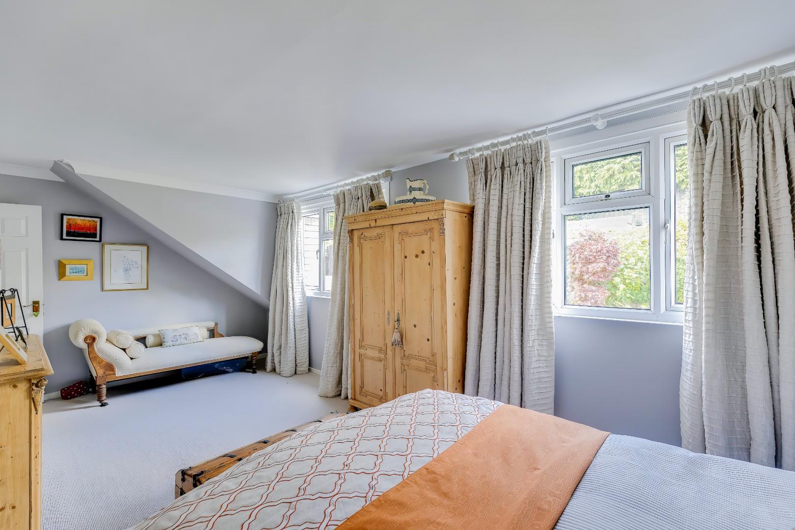 51 Geraints Way, Cowbridge, Vale of Glamorgan, CF71 7AY